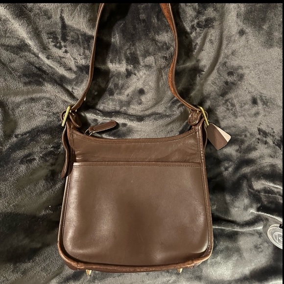 Coach Brown Leather Vintage Legacy Shoulder Crossbody Zip Top Bag Made In USA - Picture 13 of 13